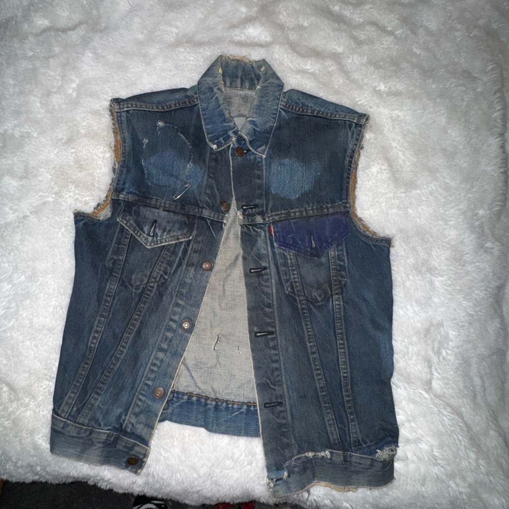 Levi’s Battle Vest
